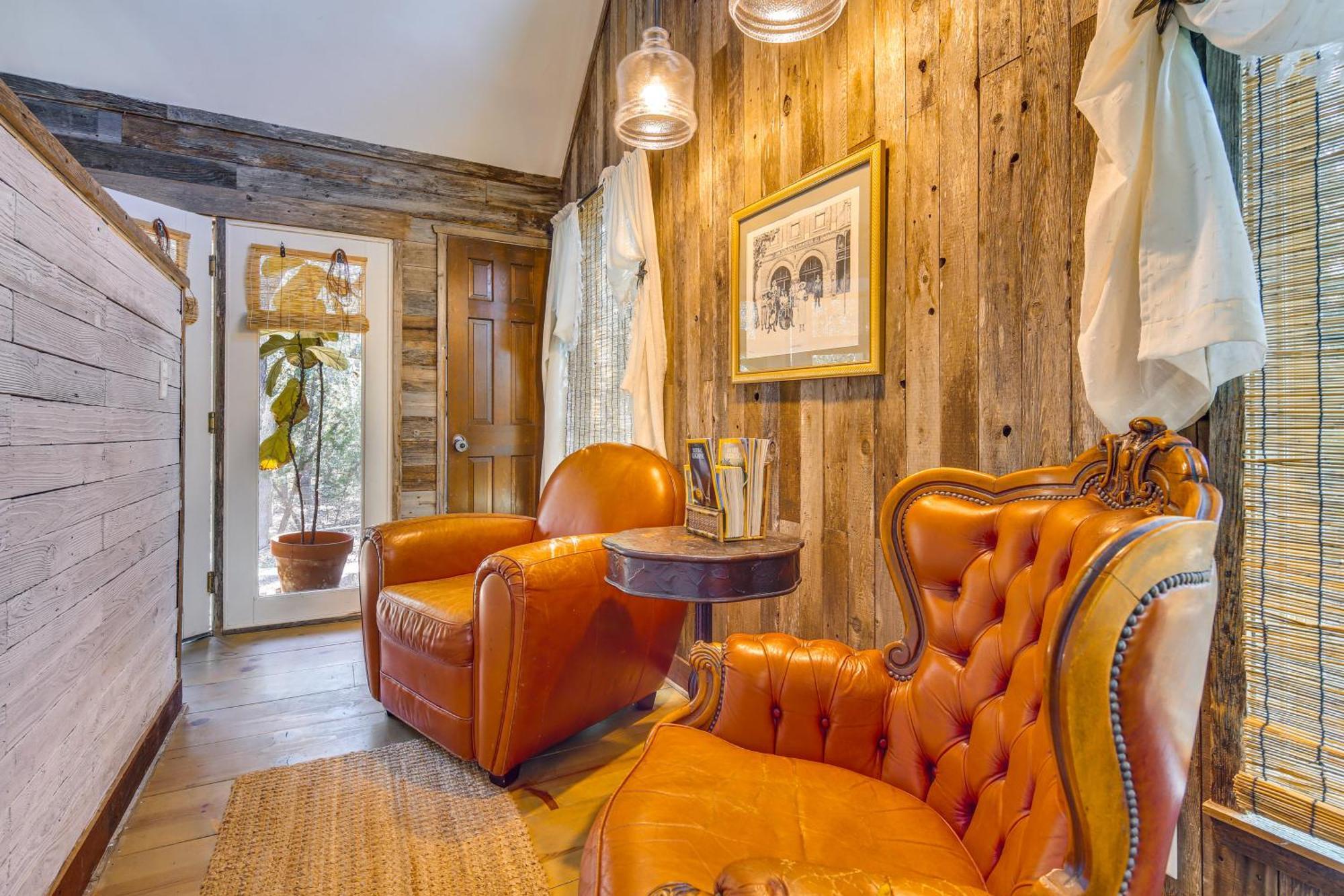 Pet-Friendly Wimberley Cabin With Fire Pit And Hot Tub Buitenkant foto