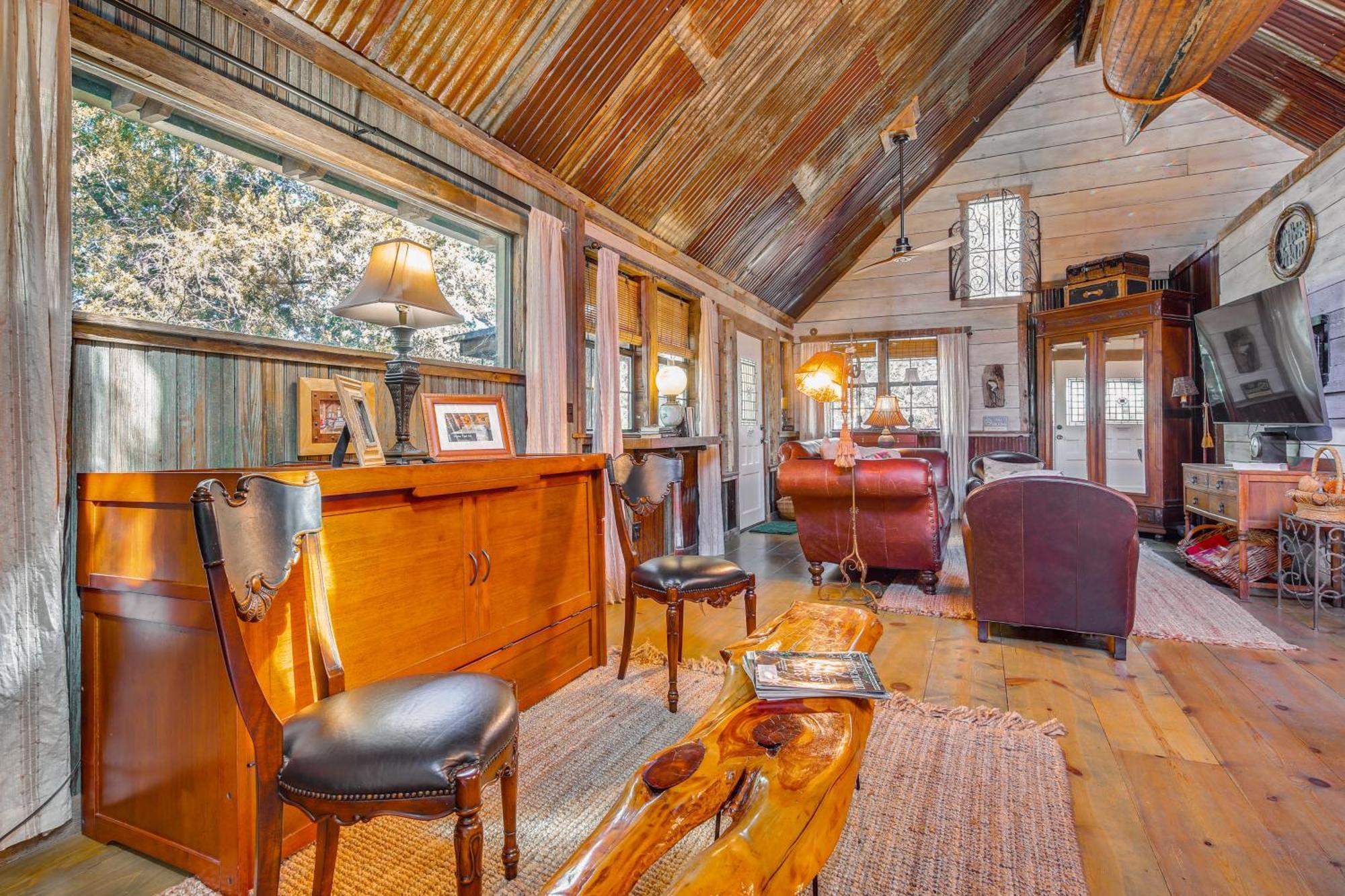 Pet-Friendly Wimberley Cabin With Fire Pit And Hot Tub Buitenkant foto